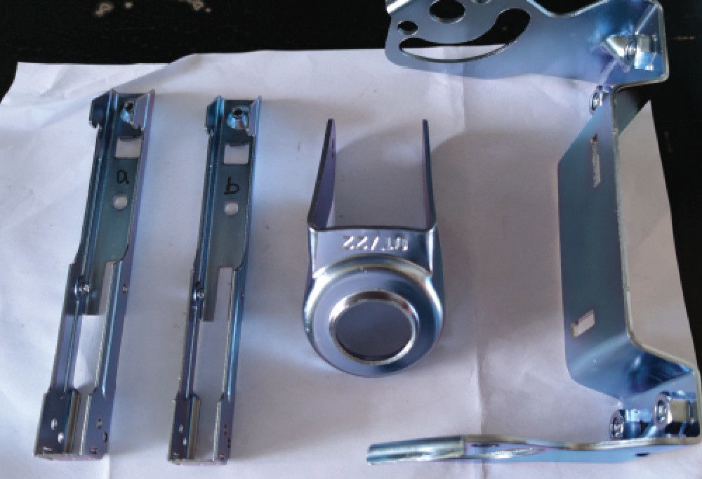 Galvanized Post Treatment Chemicals Trivalent Chrome plating Blue White Passivator ; Good corrosion resistance (NSS)